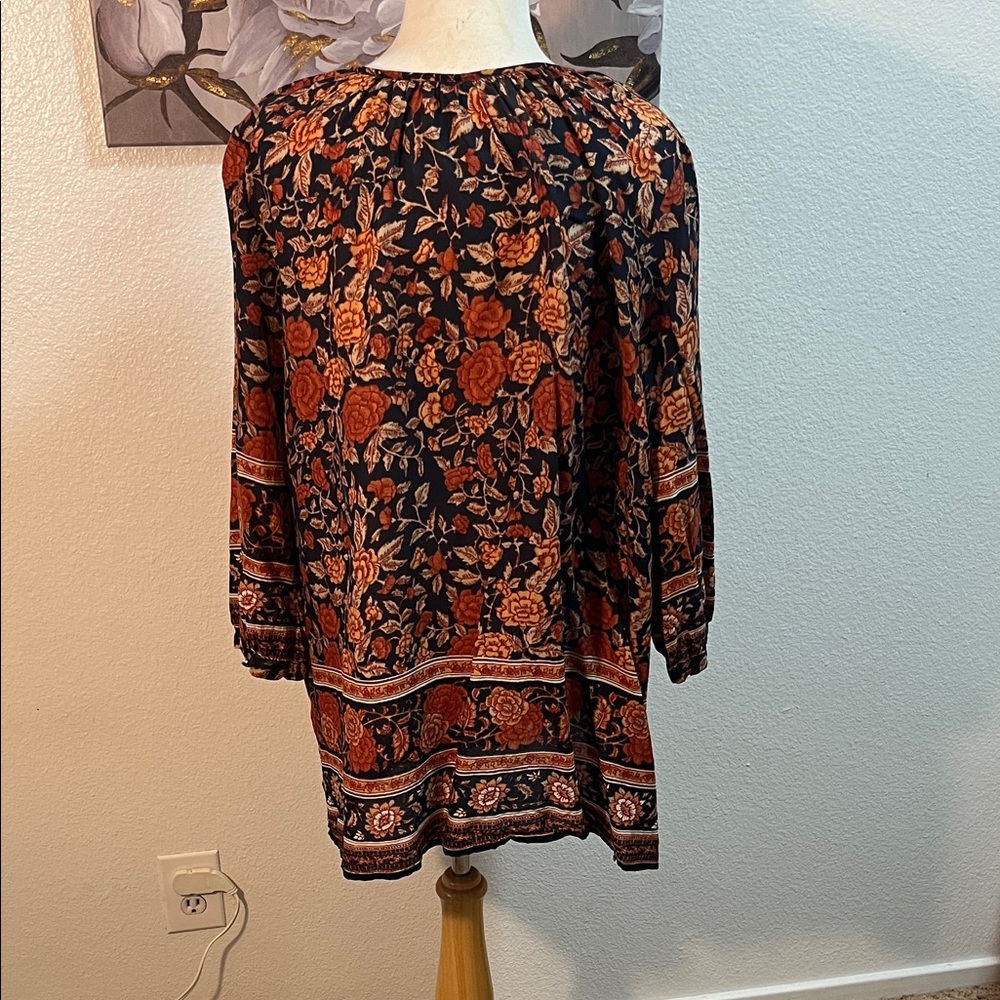 NWOT Lucky Brand Boho Floral Tie-Neck Peasant Top - Black & Rust - Picture 6 of 8